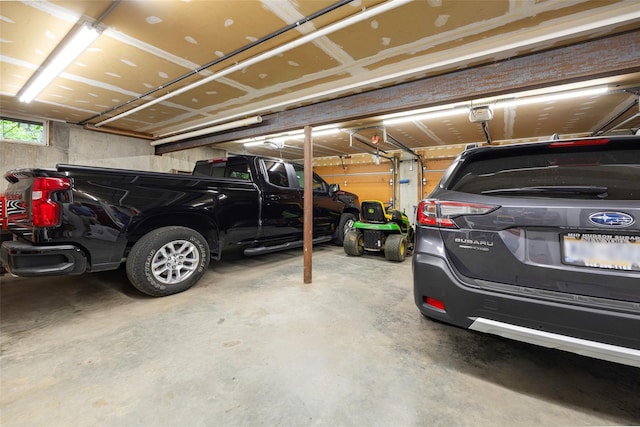 844 Salt Point Tpke, Pleasant Valley, NY 12601 - view of garage