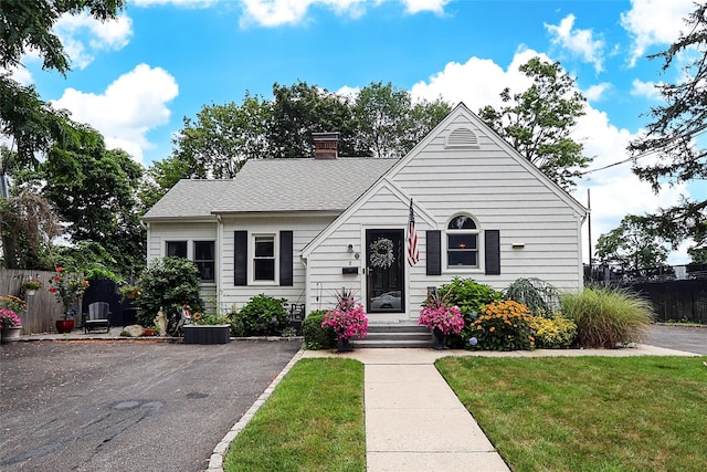 8 Dumond Pl, Glen Head, NY 11545 - photo 1