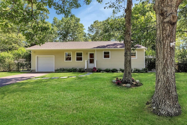 38 Woodridge Rd, Hampton Bays, NY 11946 - photo 1