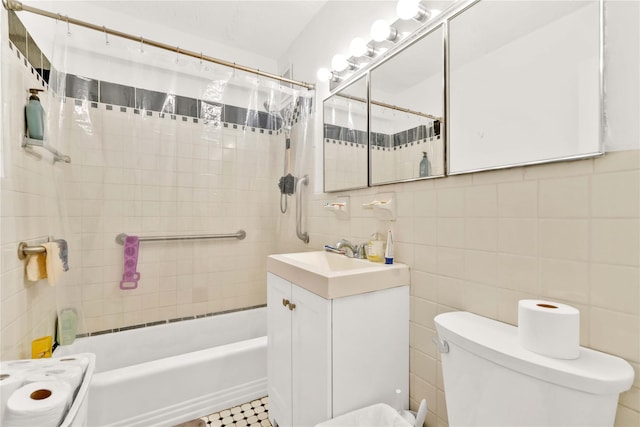 175 Archer St Unit 3A, Freeport, NY 11520 - bathroom with vanity, tile walls, shower / tub combo with curtain, and backsplash