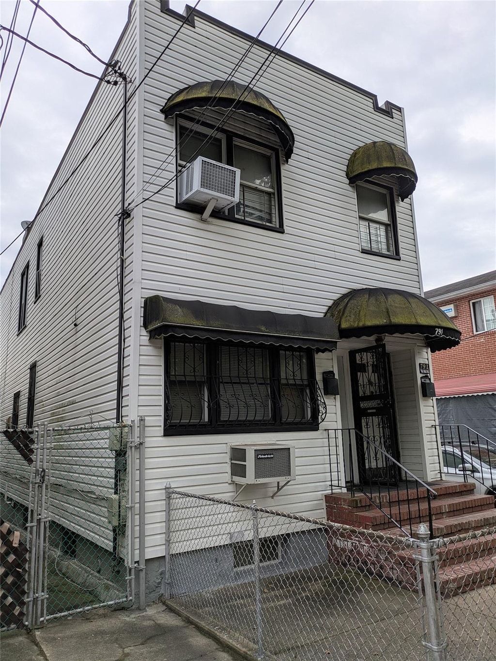 791 Linwood St, Brooklyn, NY 11208 - photo 1