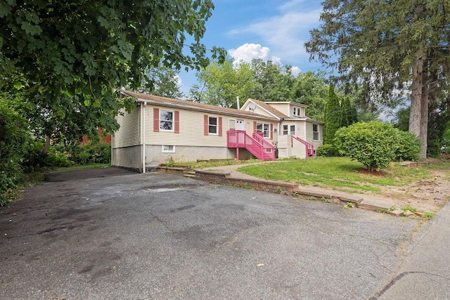 14 Cooper Dr, Nanuet, NY 10954 - view of front of property featuring asphalt driveway