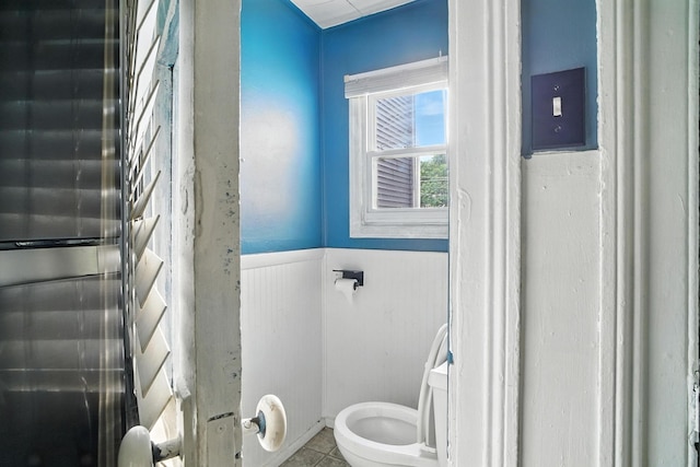 14 Washington Ave, Port Jervis, NY 12771 - bathroom featuring a wainscoted wall and tile patterned flooring