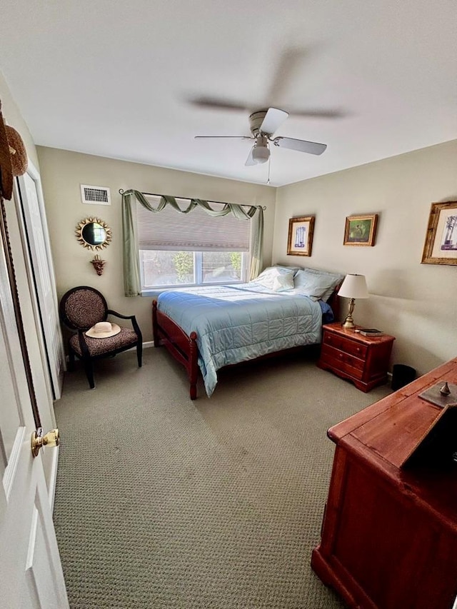 1002 Forest Gln, New Windsor, NY 12553 - carpeted bedroom featuring a ceiling fan
