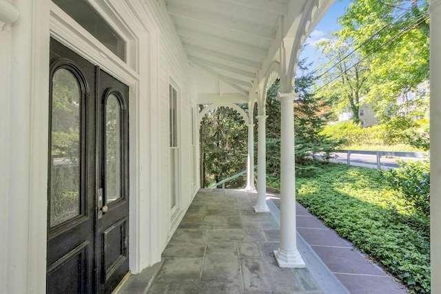 165 River Rd, Nyack, NY 10960 - view of covered porch