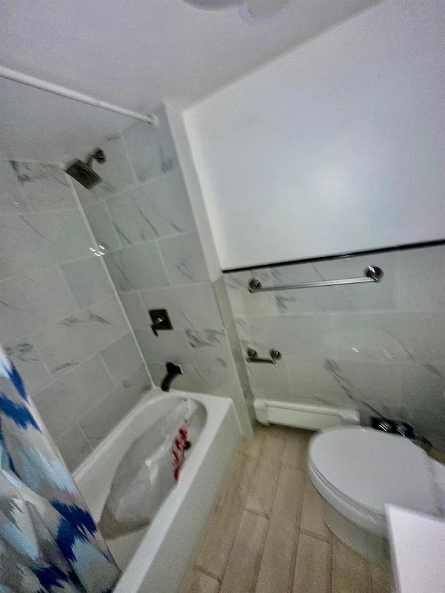 153-15 79th Ave, Flushing, NY 11367 - bathroom featuring toilet and shower / bath combination with curtain