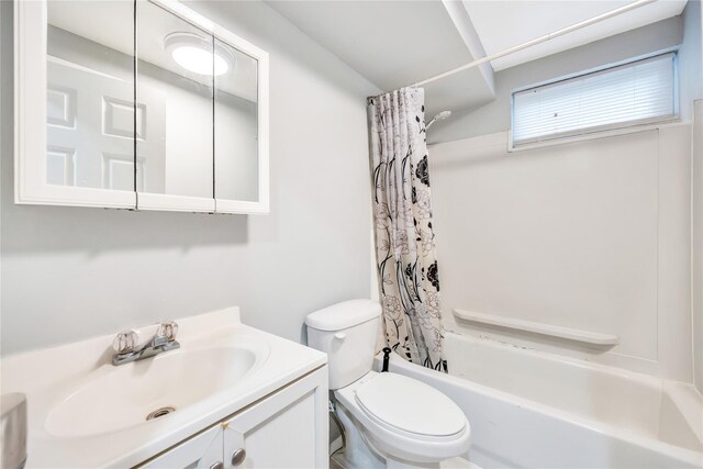 5 Tomes Ave, Farmingdale, NY 11735 - photo 18
