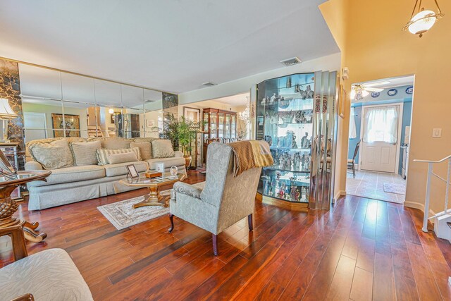 652 Shady St, Hempstead, NY 11550 - photo 5