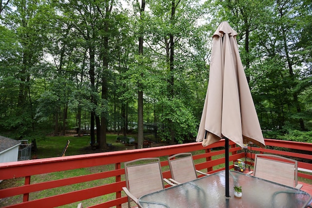 21 Edgebrook Ln, Airmont, NY 10952 - wooden deck featuring outdoor dining area