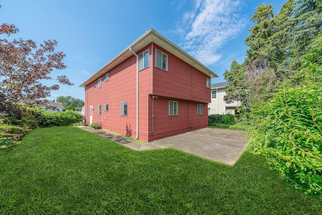 227 N Walnut St, Massapequa, NY 11758 - photo 12