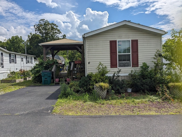 4 Treeline Cir Unit 4, Cold Spring, NY 10516 - view of front facade featuring a gazebo