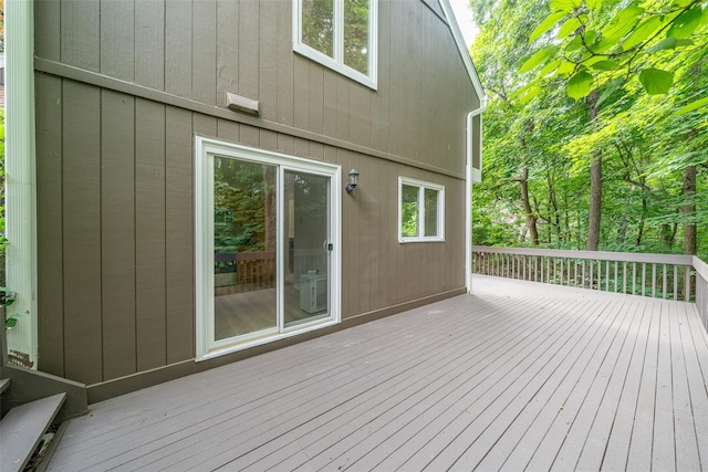 5 Grove Mews, Chappaqua, NY 10514 - view of wooden terrace