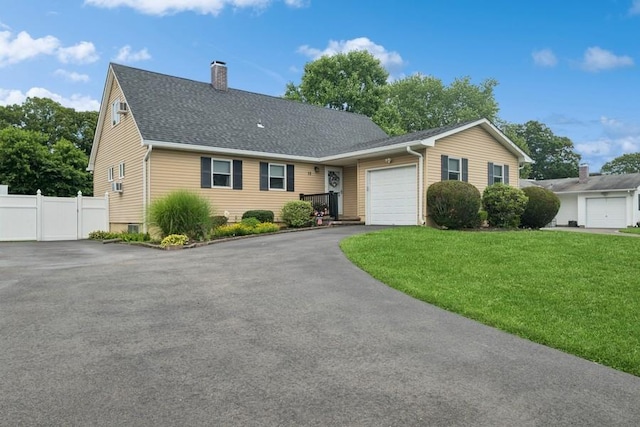 15 Tarkington Rd, Holbrook, NY 11741 - photo 2