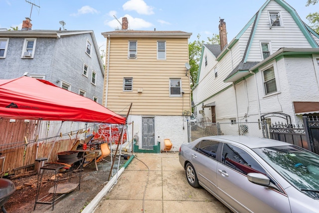10446 199th St, Saint Albans, NY 11412 - photo 14