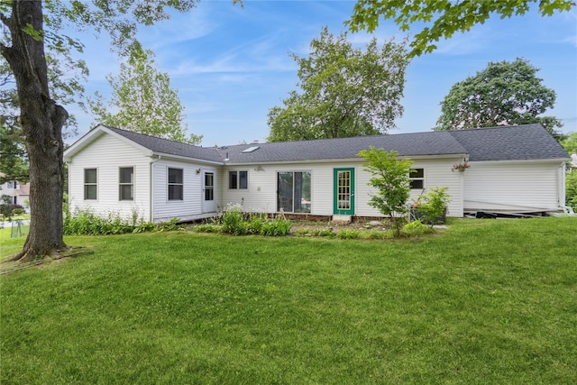 46 Laffin Ln, Poughkeepsie, NY 12603 - rear view of house with a lawn