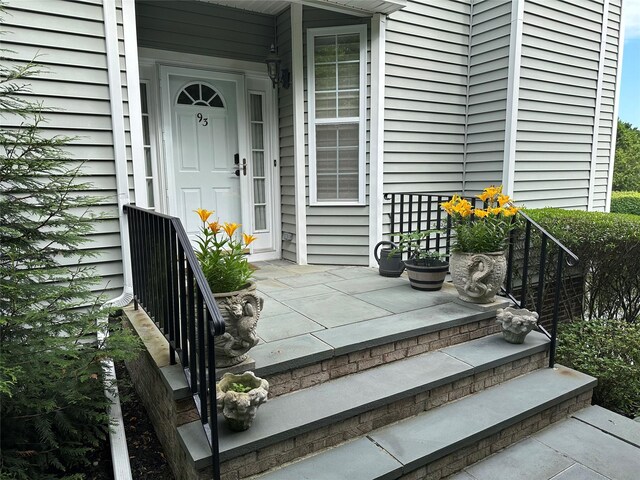 93 Paddington Cir, Smithtown, NY 11787 - photo 4