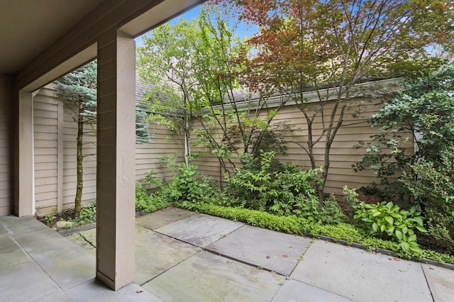 206 Dogwood Ct, Poughkeepsie, NY 12601 - photo 11