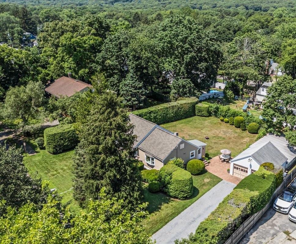 5 Alyssum Ave, Huntington, NY 11743 - photo 1