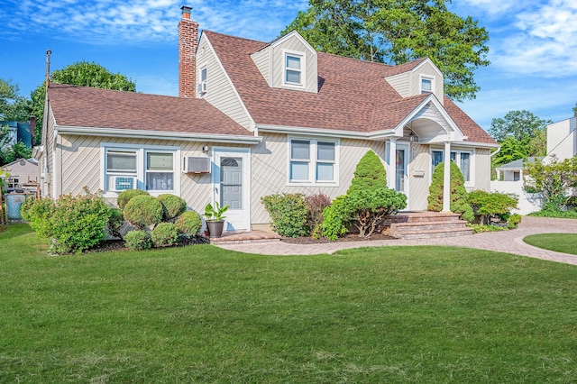 568 N Clinton Ave, Lindenhurst, NY 11757 - photo 2