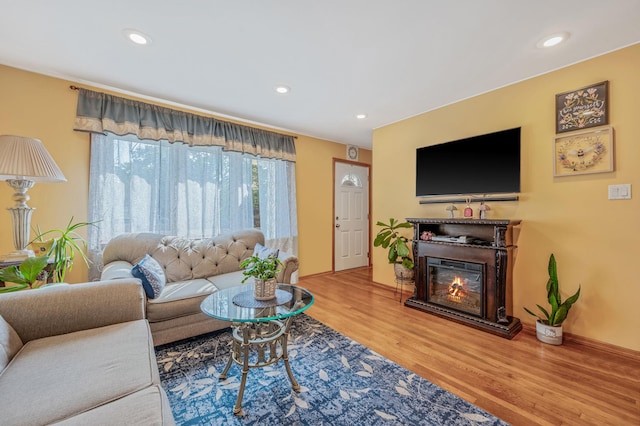 568 N Clinton Ave, Lindenhurst, NY 11757 - photo 5