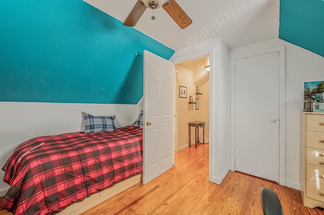 568 N Clinton Ave, Lindenhurst, NY 11757 - photo 17