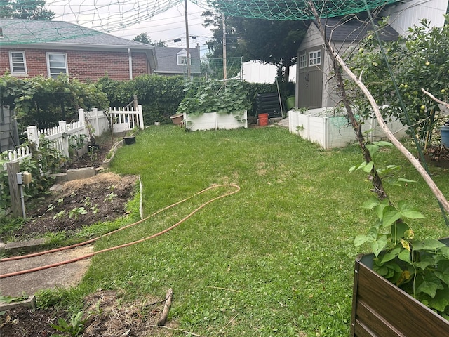 56 Helena Ave, Yonkers, NY 10710 - view of yard