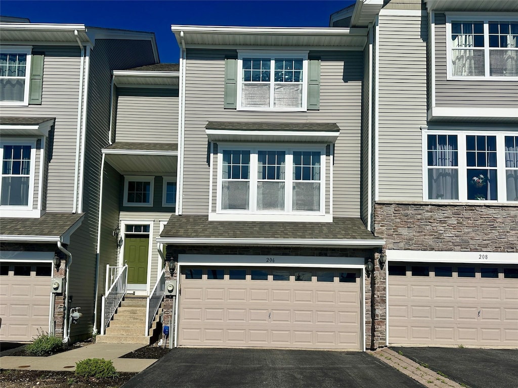 206 Hawthorn Way, New Windsor, NY 12553 - photo 1