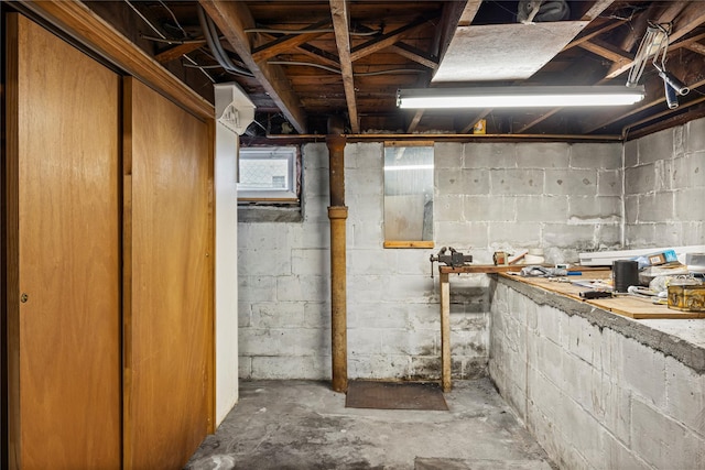 178 Charles St, Lynbrook, NY 11563 - view of unfinished basement