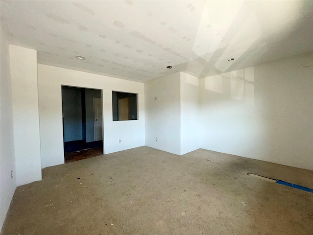 100 Connetquot Ave Unit 10, East Islip, NY 11730 - view of empty room