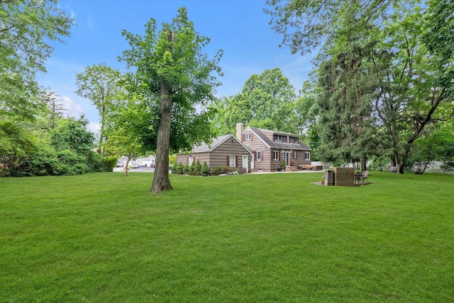 1 Willits Rd, Glen Cove, NY 11542 - view of grassy yard