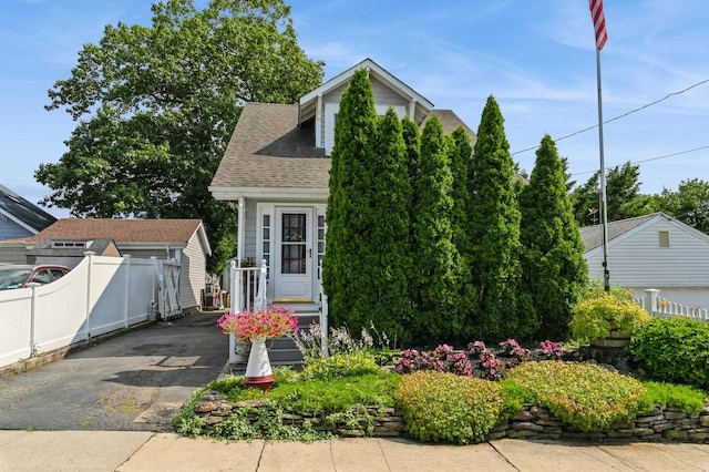 45 Cherry St, Locust Valley, NY 11560 - photo 3