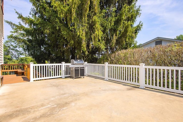 7 Gilmore Dr, Stony Point, NY 10980 - view of patio featuring a grill