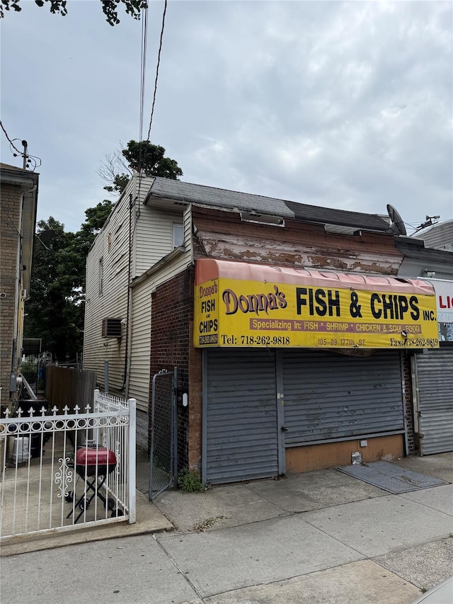 10509 177th St, Jamaica, NY 11433 - view of building exterior