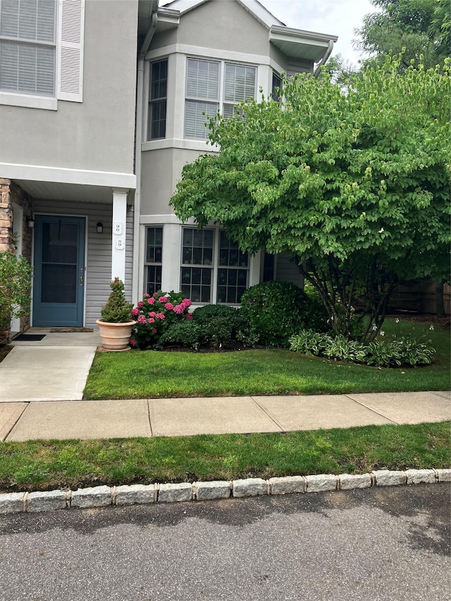 89 Pond View Dr, Port Washington, NY 11050 - photo 1