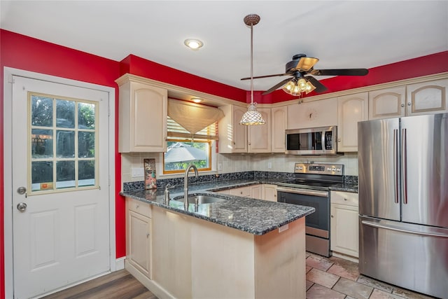 7 Frank Ave, Farmingdale, NY 11735 - photo 10