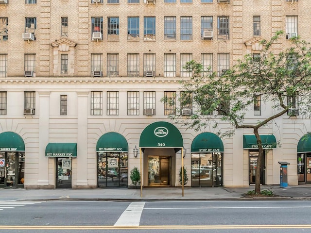 340 W 57th St Unit 5F, New York Manhattan, NY 10019 - view of property with cooling unit