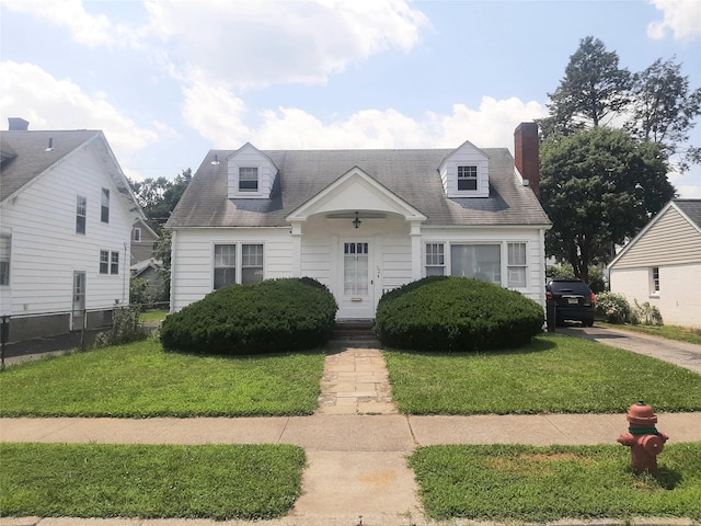 52 Fountain Pl, Poughkeepsie, NY 12603 - cape cod home with a chimney