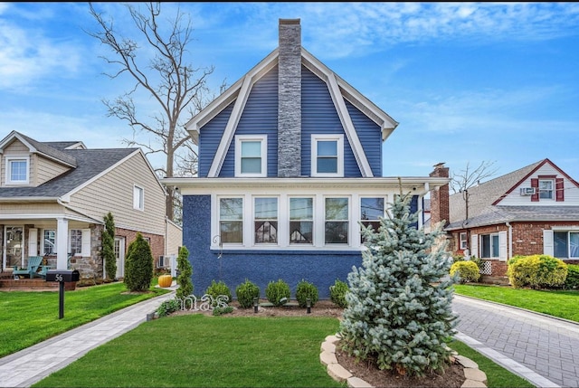 56 Whittier St, Lynbrook, NY 11563 - photo 1