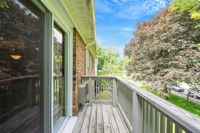 54 Fairharbor Dr Unit 54, Patchogue, NY 11772 - view of deck