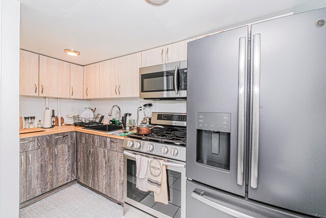 260 Covert St, Brooklyn, NY 11207 - photo 15