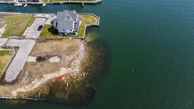 57-61 E Shore Dr, Babylon, NY 11702