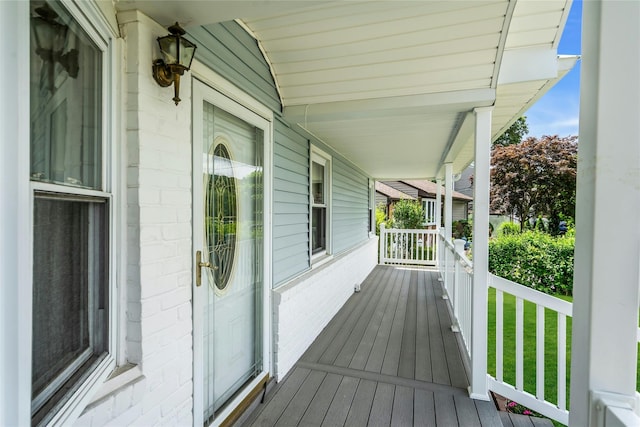 22 Robert Dr, Huntington, NY 11743 - photo 4