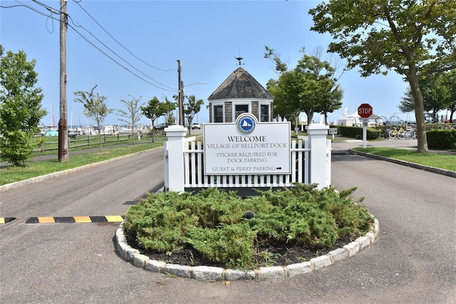 43 Circuit Rd, Bellport, NY 11713 - view of community / neighborhood sign
