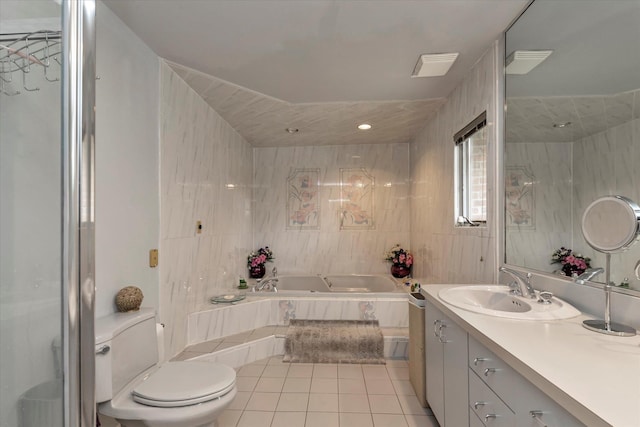 360 Star St, East Meadow, NY 11554 - photo 9