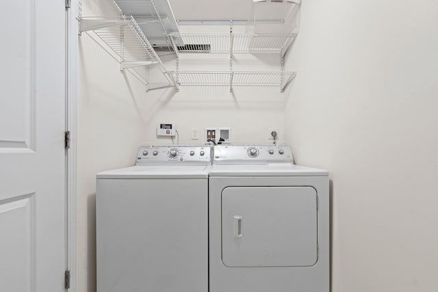 APTA2-22 Constitution Pl Unit 167, College Point, NY 11356 - laundry room with washer and clothes dryer