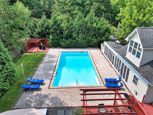 9 Roselawn Rd, Highland Mills, NY 10930 - view of swimming pool featuring a patio area and a fenced backyard