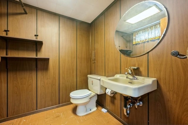709 Seabury Ave, Franklin Square, NY 11010 - bathroom with toilet