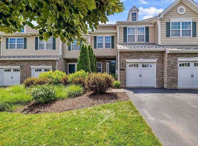 1318 Glastonbury Ln, Fishkill, NY 12524 - photo 1