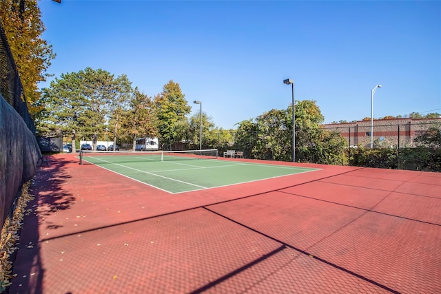 1410 Half Moon Bay Dr, Croton-On-Hudson, NY 10520 - view of tennis court