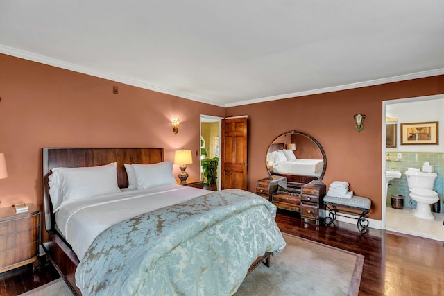 259 Lakeview Ave W, Brightwaters, NY 11718 - bedroom featuring wood finished floors, crown molding, and ensuite bathroom